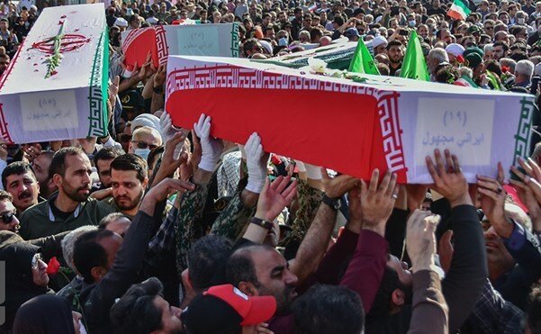 پیکر ۱۱۱ شهید تازه تفحص شده وارد آبادان شد | این شهدا در کدام عملیات ها به فیض شهادت نائل آمدند؟