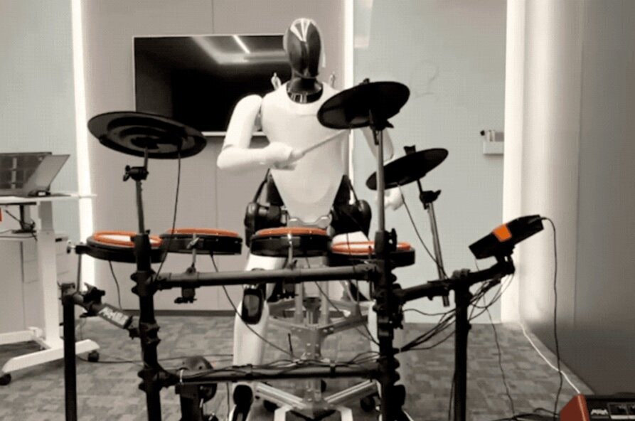 سایبروان روبات انساننمای شیائومی