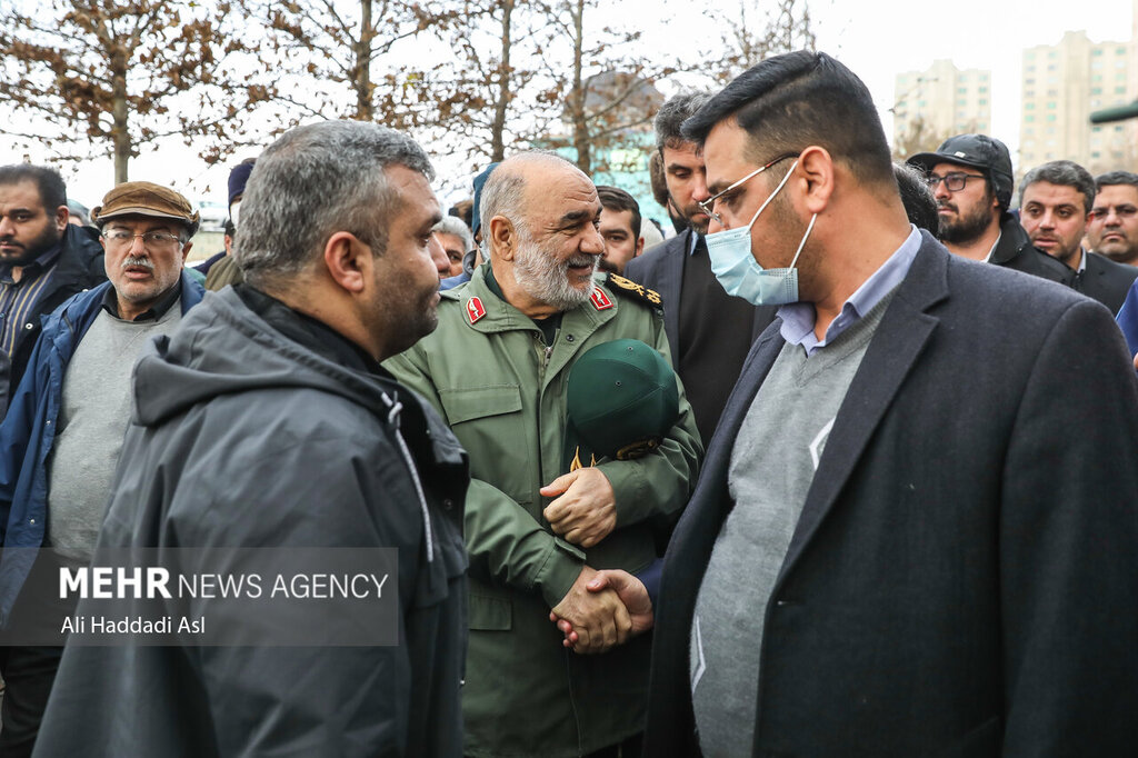 تصاویر ا حضور ویژه سرداران در مراسم بدرقه رستم قاسمی ؛از سردار قاآنی تا سردار رحیم صفوی همه آمدند...