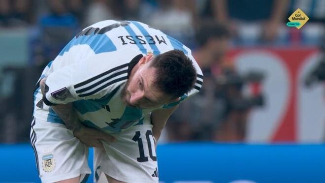 عکس| لیونل مسی دور از تیم ملی آرژانتین | فوق ستاره حساس ترین بازی عمرش را از دست داد؟