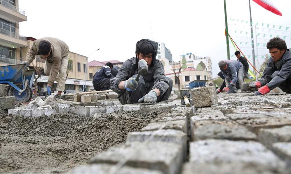 قصه ناتمام پیاده راهها در تهران | سنگفرشهایی که برای خودروها پهن شدند