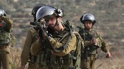 ببینید | واکنش زننده سرباز اسرائیلی بعد از شلیک به یک فلسطینی