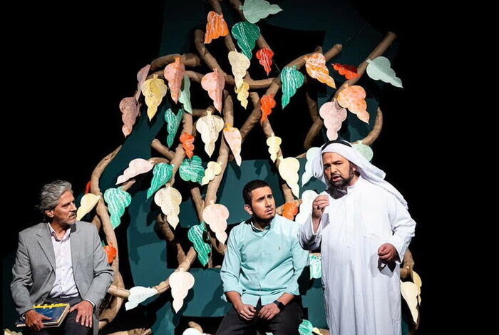 استقبال از ماجرای هتل کوچکی که پذیرای مسافران مسلمان از کشورهای مختلف است | تئاتر بعد از مدتها رکورد زد