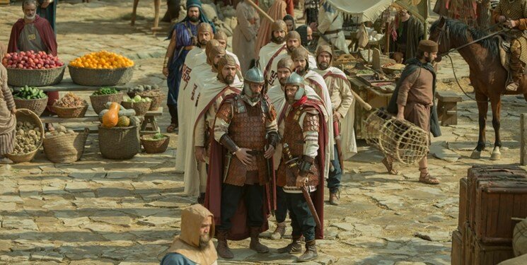 تصاویر | آخرین جزئیات یک سریال تاریخی | فرهاد اصلانی در نقش یک تاجر ایرانی | دوخت ۱۱ هزار دست لباس و احداث ۲۴ کارگاه برای دکورسازی سریال