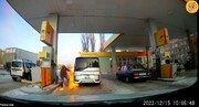 ببینید | عاقبت هولناک روشن کردن عمدی فندک در پمپ بنزین !