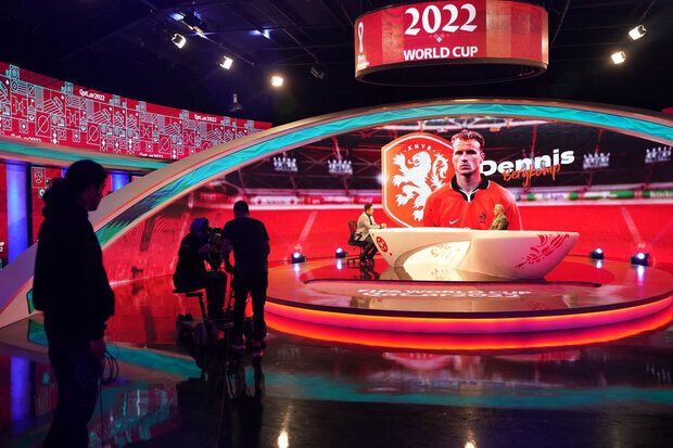 وقتی بازی فینال سینمایی می شود| کلکل مسی و امباپه با چاشنی چای و تخمه| «آقاجواد» وایرالش کن!