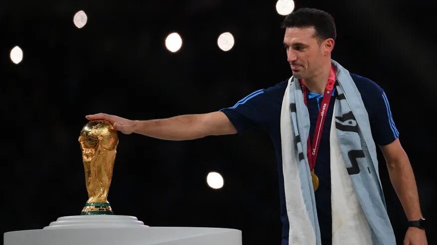سرمربی آرژانتین فاش کرد | گفت و گوی مهم با مسی و نقشه برای قهرمانی در جام جهانی