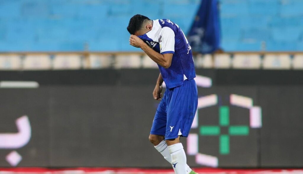 عکس| شادی گل گلزن استقلال سانسور شد | حرکت خاصی که مهاجم آبی ها انجام داد!