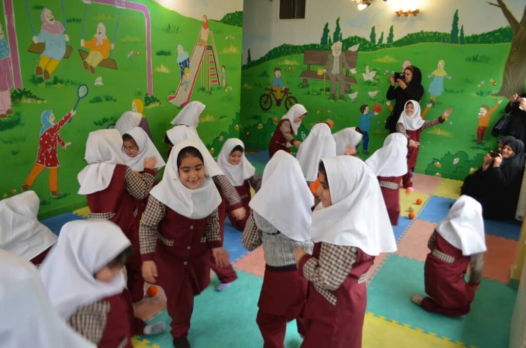 اینجا آینده کودکان درخشان میشود | خانهای پر از آموزشهای مفید و رایگان