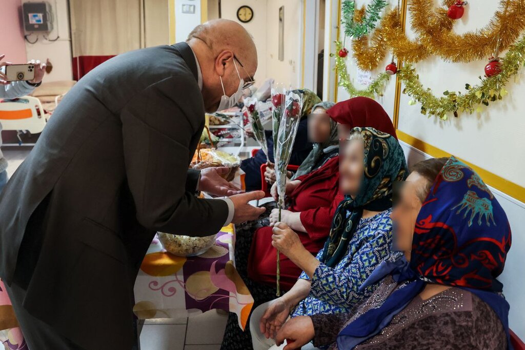 تصاویر | رئیسی و قالیباف شب یلدا کجا رفتند؟