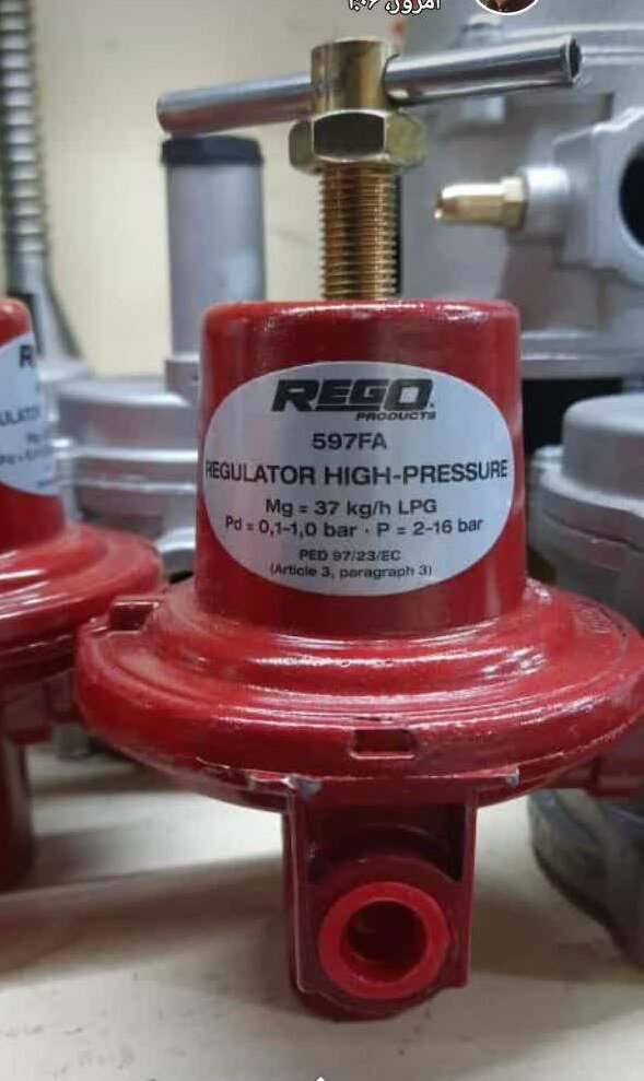 قهرمان محله | صرفه اقتصادی ۳۶۰میلیوندلاری با اختراع جوان تهرانی | دستگاه جلوگیری از تبخیر بنزین؛ برای اولینبار در جهان | ایران بهشت من است