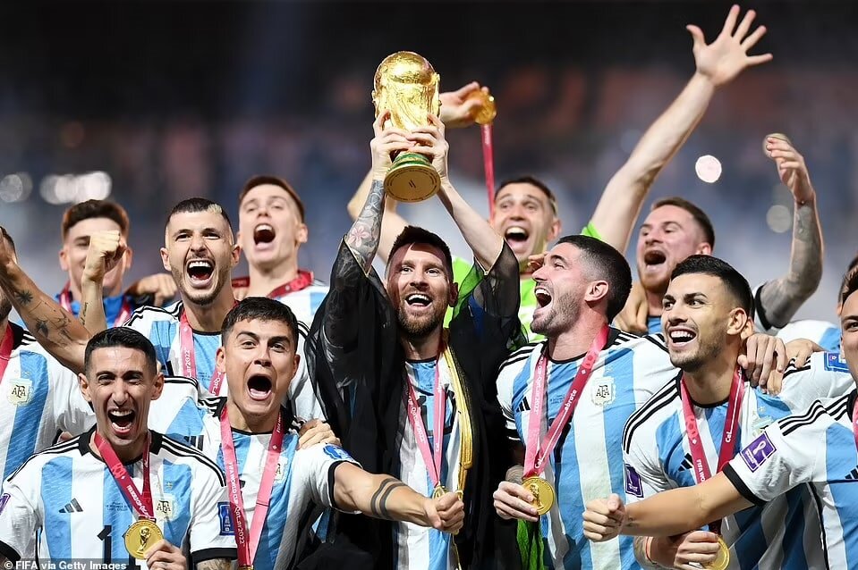 تصاویر | شادی تیم ملی ایران تا قهرمانی آرژانتین | فریم به فریم با ماندگارترین لحظه‌های جام جهانی 