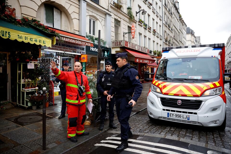 حمله مرد مسلح به کافه کردها در پاریس سه کشته به جای گذاشت