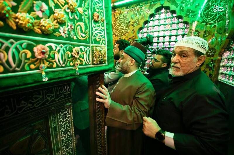 عکس ا نصب روکش جدید ضریح حرم حضرت عباس(ع) - همشهری آنلاین