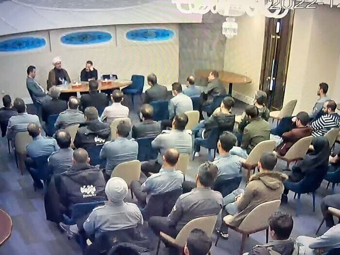 عکس | کلاس توجیهی حجاب و عفاف برای کارکنان مهر و ماه قم