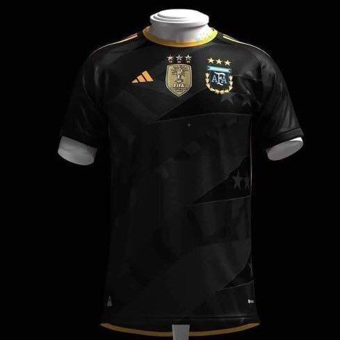 تصاویر | تقلب آدیداس از عبای لیونل مسی | طرح جدید برند معروف رونمایی شد