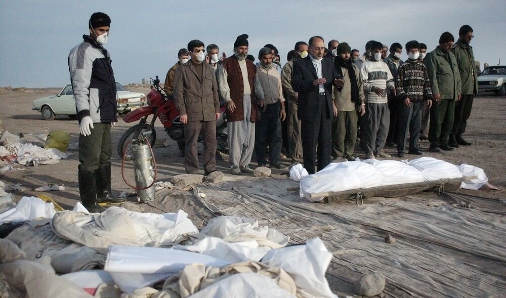 تصاویر ا زلزله بم ۱۹ ساله شد؛ داغی که فراموش نمیشود و همدلی که ماندگار شد