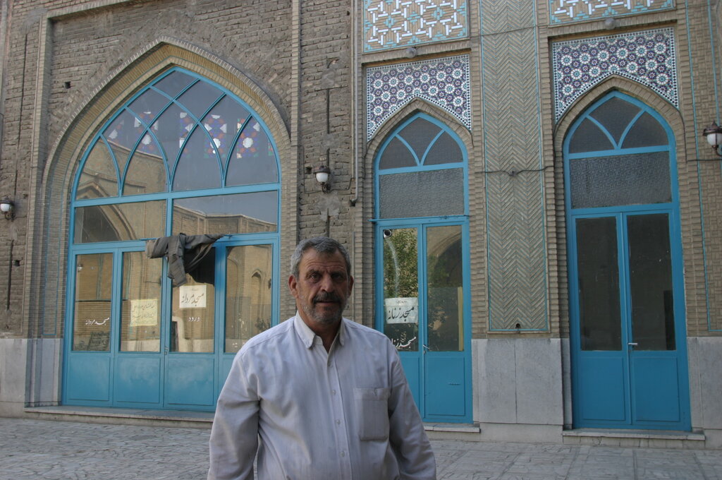 مسجد آبی کجاست؟ | کار بزرگ پسر «رقیه داداش» و رفیق استاد لرزاده