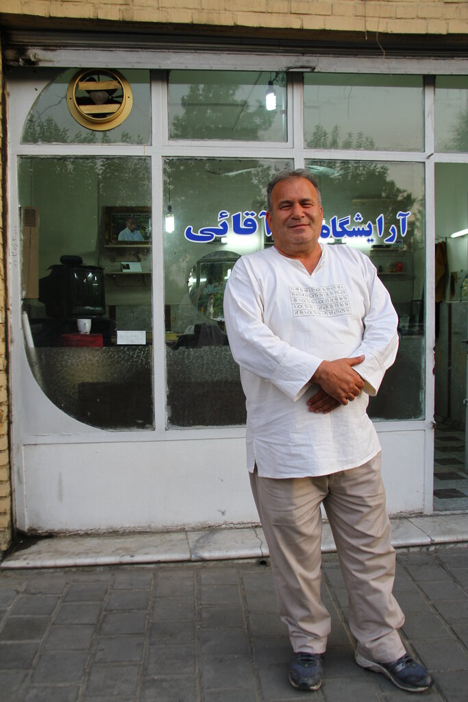 قهرمانمحله | چرا دانشآموز باهوش از دبیرستان البرز اخراج شد؟ | او فقط به یک شرط با آدمهای معتاد رفیق میشود؛ یا علی بگو!