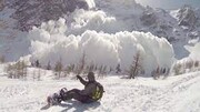 مدفون شدن هولناک اسکی بازان به هنگام سقوط بهمن