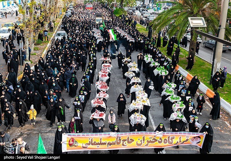 دختران انقلاب