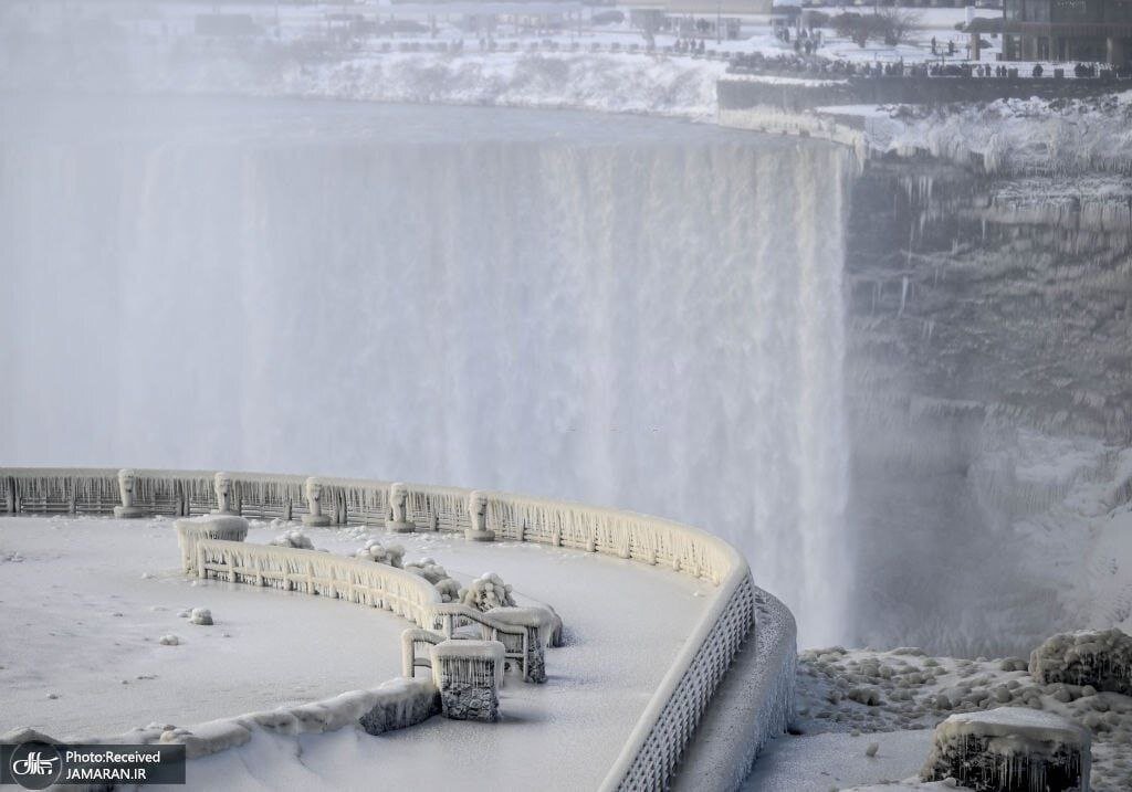 عکس ا آبشار نیاگارا منجمد شد؟