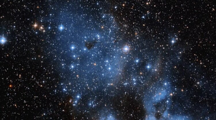 تصویر خیره‌کننده‌ای که هابل از یک خوشه باز گرفته است | زندگی ستاره‌ای در گوشه‌ای از کیهان