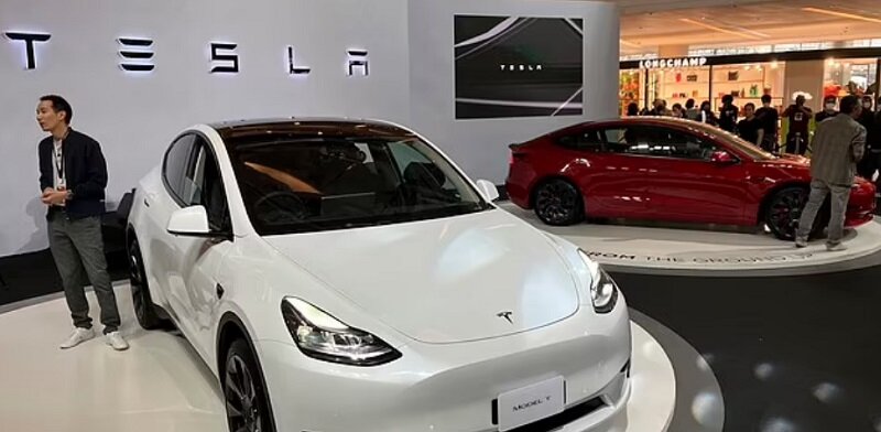 دردسر جدید برای ایلان ماسک | ممنوعیت تبلیغ خودرانهای تسلا در کالیفرنیا