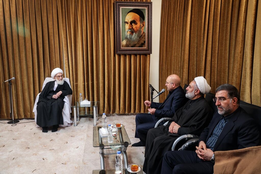 تصاویر ا دیدار صمیمی آیت الله جوادی آملی با قالیباف