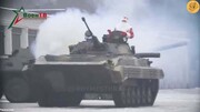 ببینید | بابانوئل روسی با تانک به میان سربازان رفت