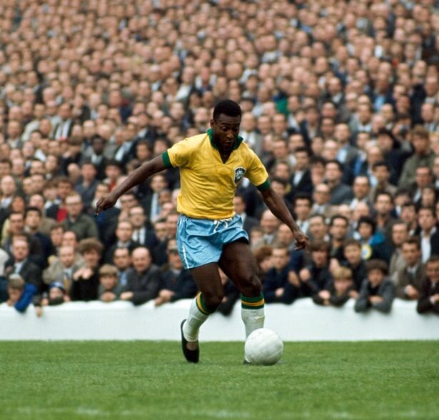 پله، اسطوره روابط نامشروع  | حتی نمیدانم چند فرزند دارم!