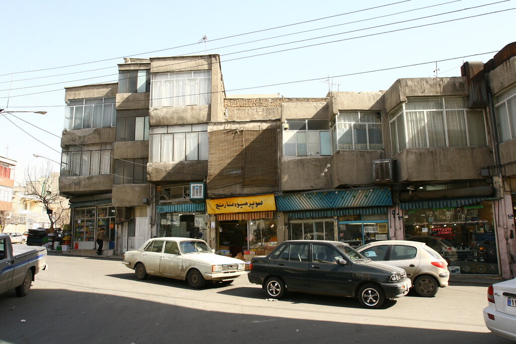 سکونت کولیها کنار رودخانه طرشت | آذریها چطور جای کولیها را در بهبودی گرفتند؟