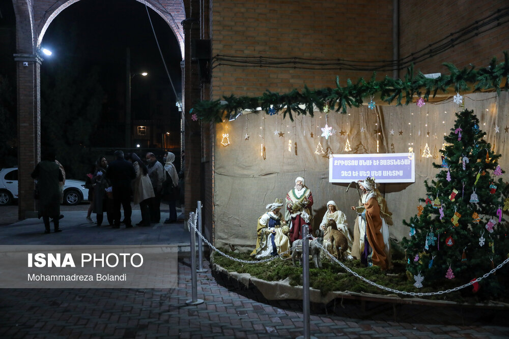 تصاویر ا مراسم سال نو میلادی در کلیسای «تارگمانچاتس» تهران
