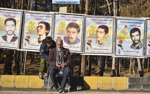 حال و هوای ‌گلزار شهدای کرمان (2)