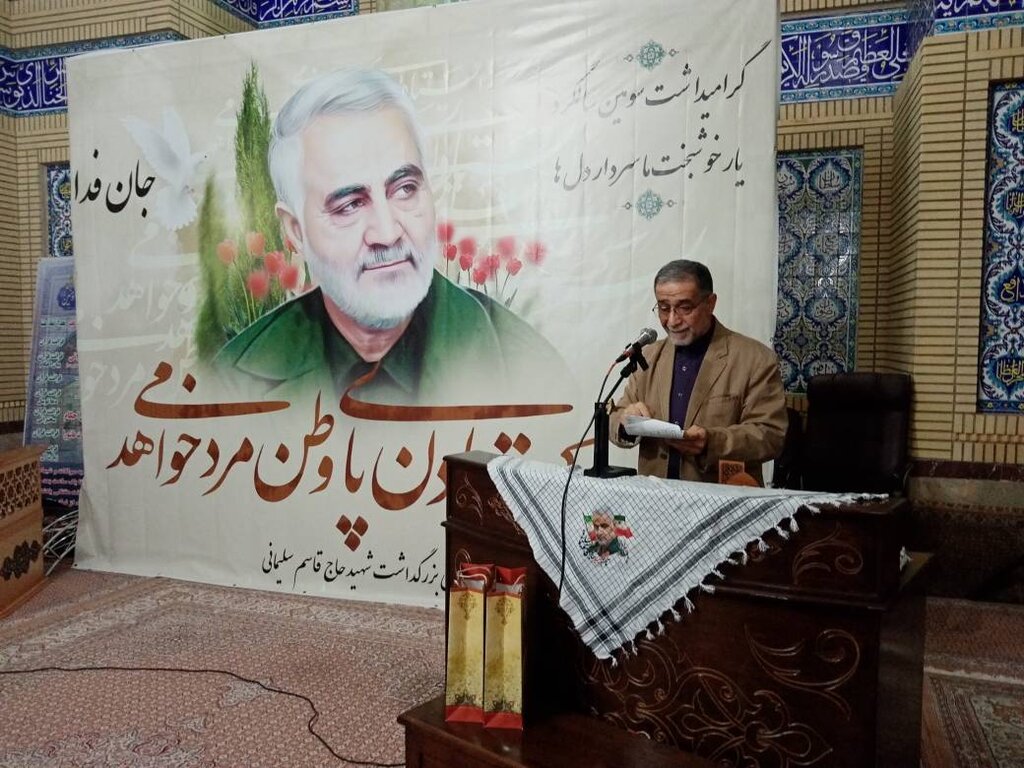 نذری نان و صلوات و برپایی موکبهای میهمانی در محلهها | رقابت کشتیگیران نوجوانان با عنوان «جانم فدای حاج قاسم»