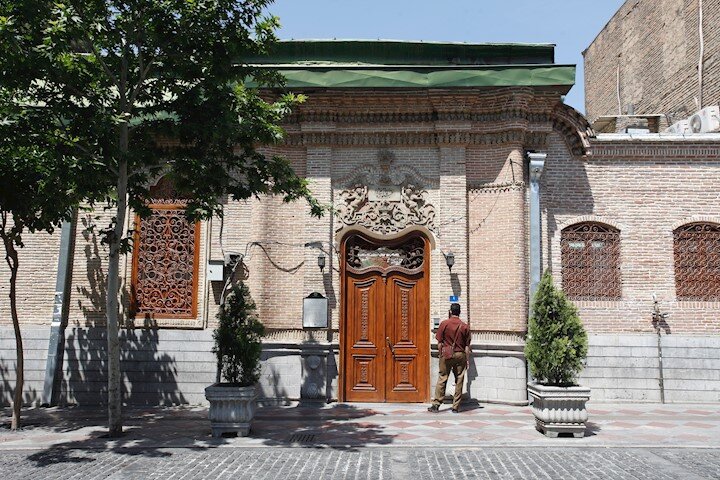 این خیابان پایتخت در جهان لنگه ندارد | جمع چهار دین آسمانی در یک چهارراه