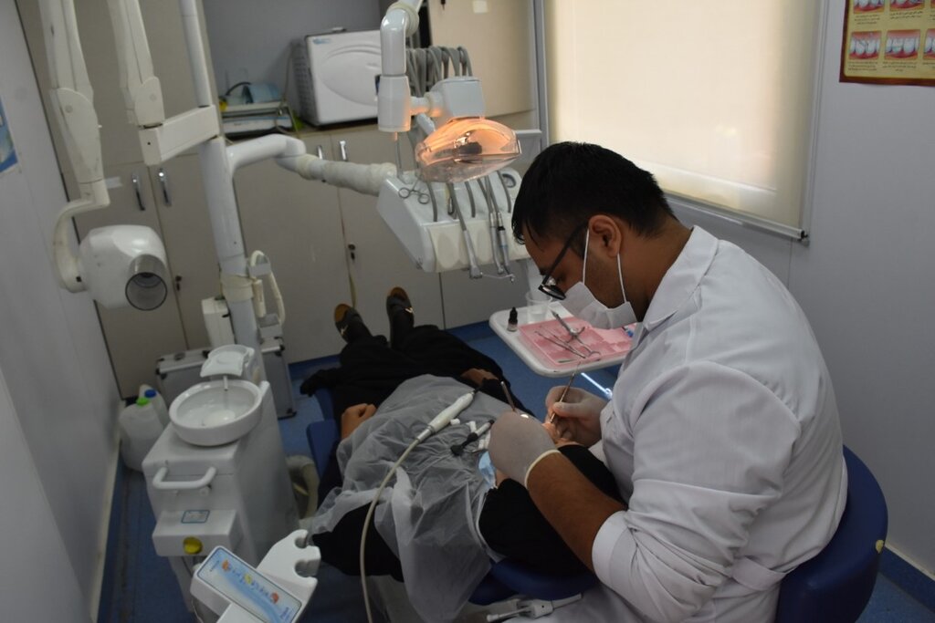 قهرمان محله| قصه خواندنی دل به دریا زدن یک خانمدکتر | روستابهروستا رفتن خانواده ۴۰۰نفره برای دلخوشی