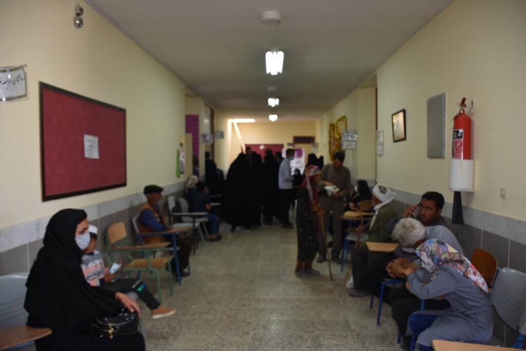 قهرمان محله| قصه خواندنی دل به دریا زدن یک خانمدکتر | روستابهروستا رفتن خانواده ۴۰۰نفره برای دلخوشی