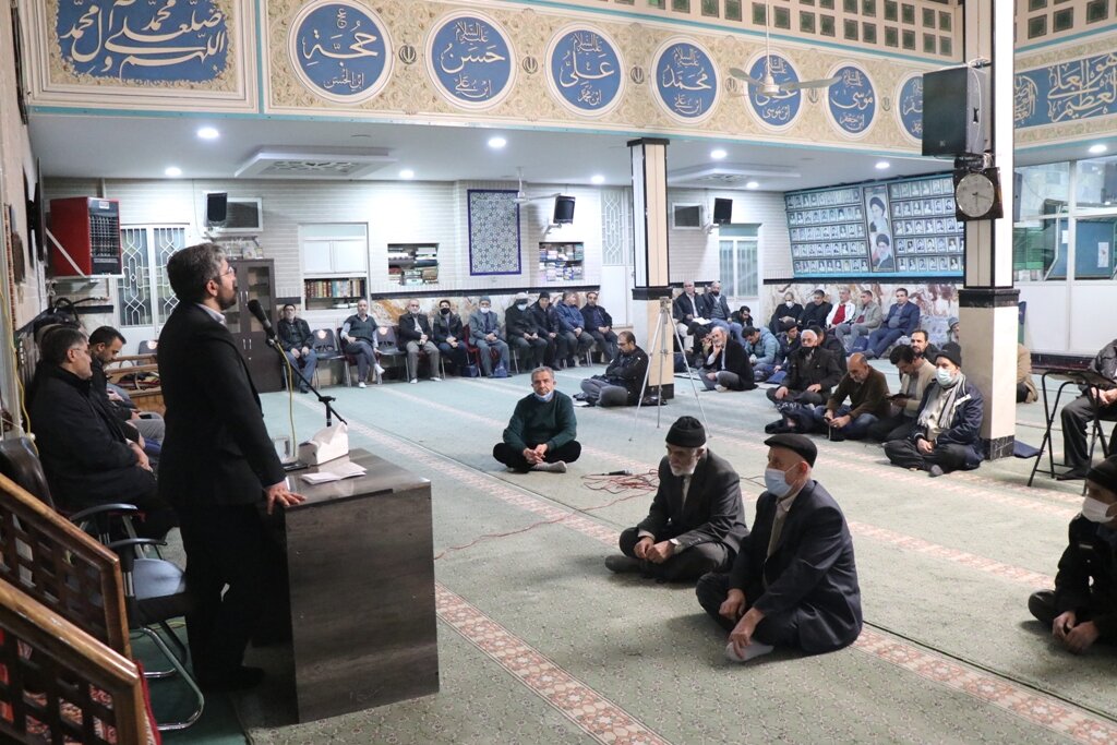 گزارش تصویری | اجرای طرح «گفتمان با مردم» در جنوب غرب تهران | نتیجه دیدار شهردار منطقه ٩ با شهروندان چه بود؟