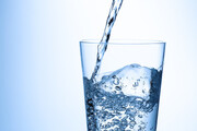 تاثیر عجیب نوشیدن آب بر بیماری‌های مزمن