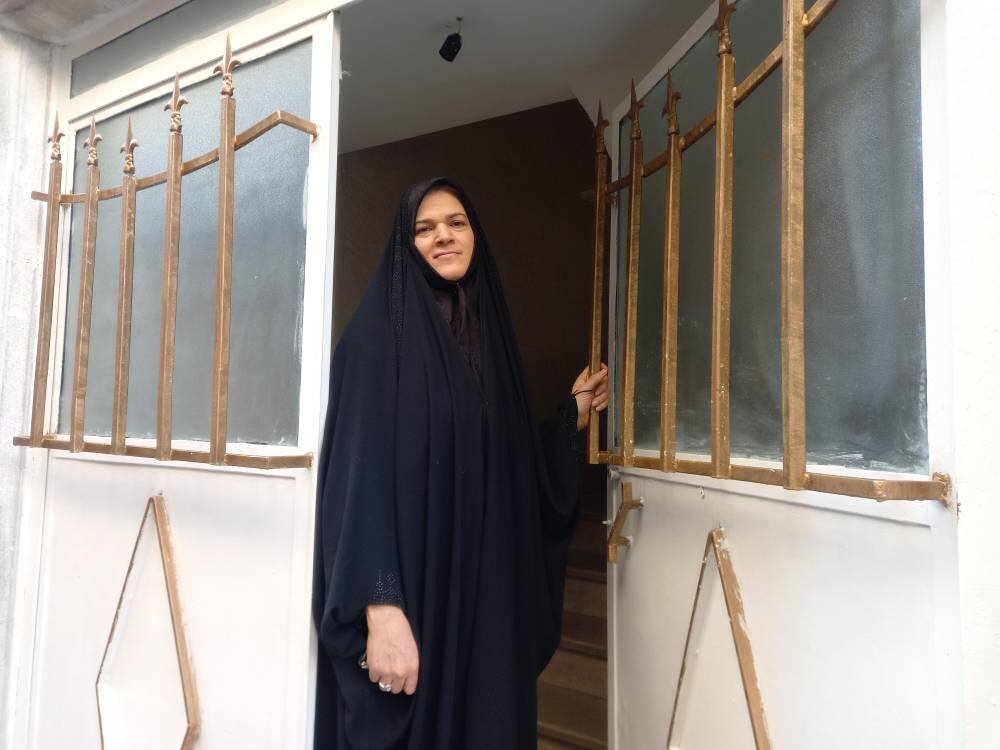 هیچکس از این مغازه دست خالی بیرون نمیآید! /کاسب جوان محله تهرانپارس: چرتکه نمیاندازم!