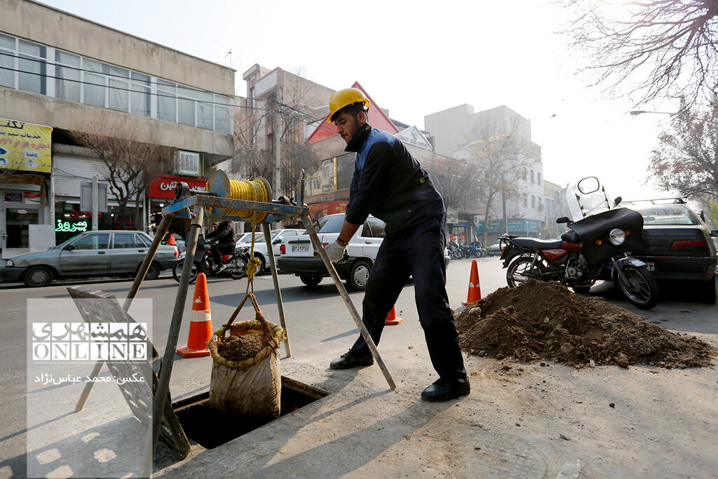 ناجی قناتهای تهران | کار در عمق۱۰۰ متری دل شهر | بر پیکر خشکیده قناتها گریه میکنم