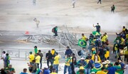 ببینید | لحظه هجوم هواداران رئیس‌ جمهور سابق برزیل به کنگره | واکنش بولسونارو