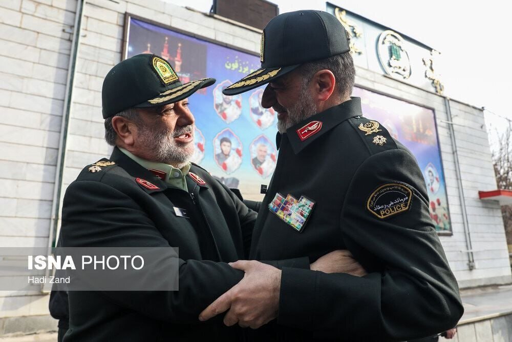 عکسی خاص از فرمانده جدید نیروی انتظامی و سردار اشتری