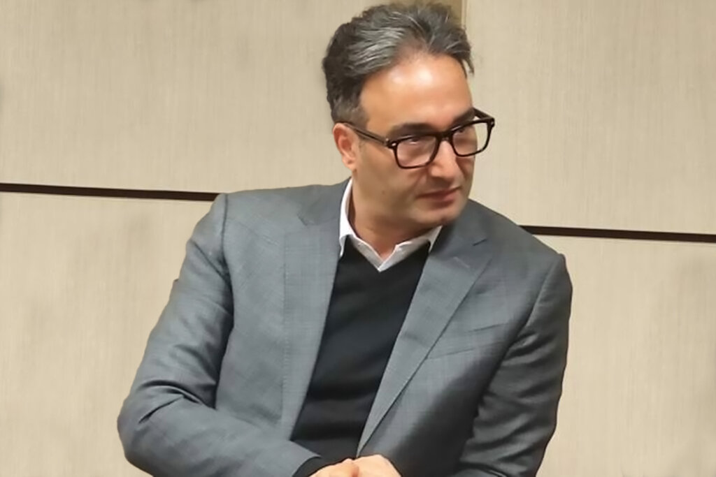 بودجه دارو ۲ برابر هم بشود پاسخگوی نیازهای کشور نیست | پیش بینی وضعیت دارو در سال آینده | قاچاق دارو روزانه شده است