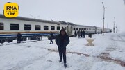تصاویر ا توقف قطار تهران- شیراز به دلیل بارش سنگین برف