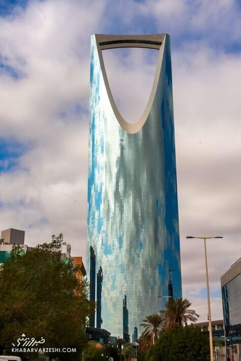 تصاویری از سوئیت مجلل رونالدو و جورجینا در برج پادشاهی عربستان