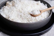 بوی سوختگی برنج را با چی بگیریم ؟ | از بین بردن بوی سوختگی برنج با ۴ ترفند ساده