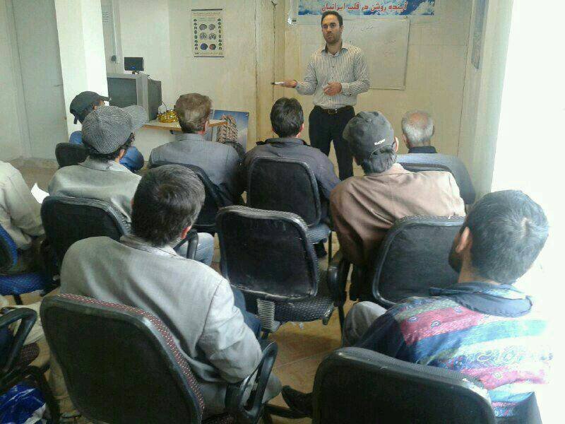 گرمای خانه «مهر» و «یلدا» پشت دیوارهای یخزده شهر | غربت بیخانمانی را پشت در بگذار!