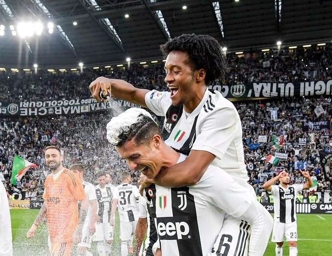 عکس | رونالدو با ستاره فوتبال تماس گرفت | درخواست فوری کریس؛ به النصر بیا!